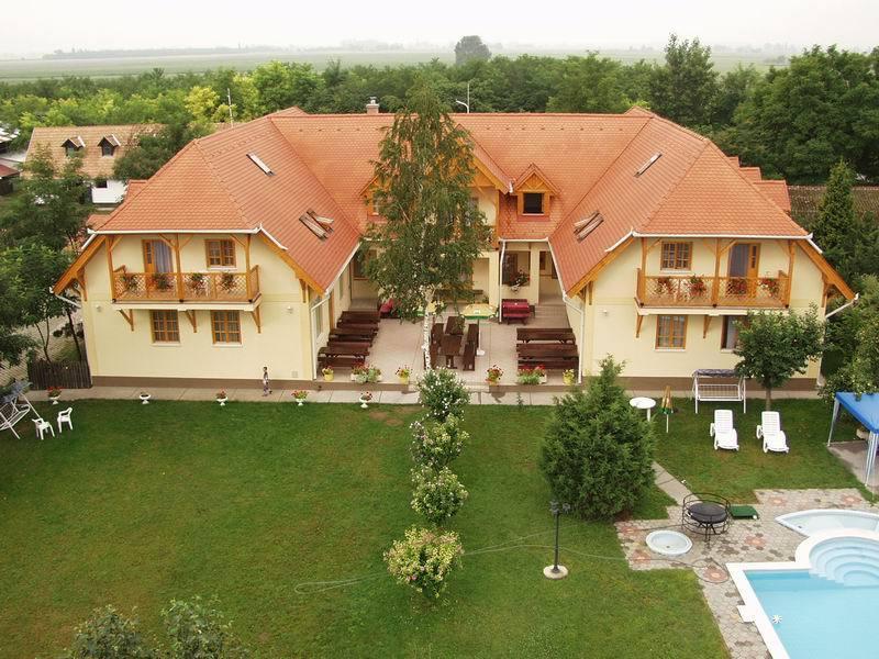 Hotel Adam Tanya Fogado Balázspuszta Zewnętrze zdjęcie